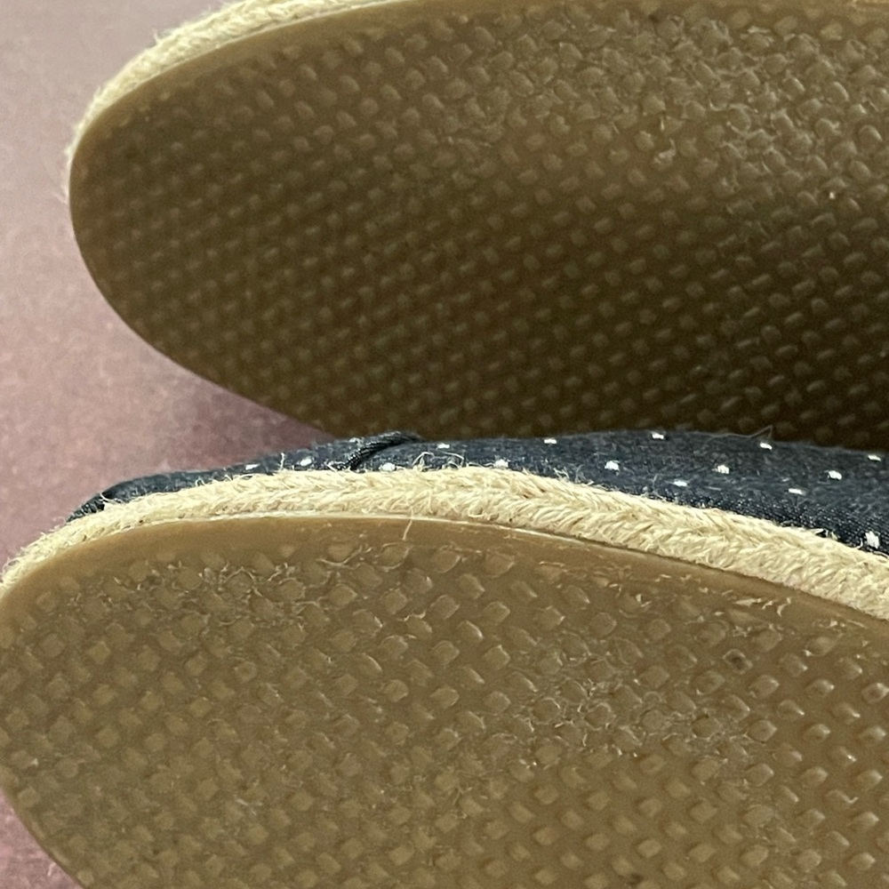 Toms Blue and White Denim look with white polka dots. Like new. Size 12 - Picture 6 of 8